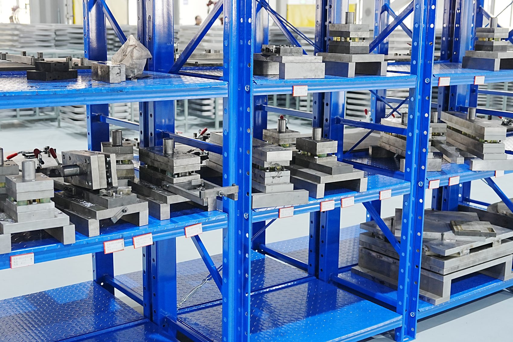 Parts on the pre-treatment conveyor